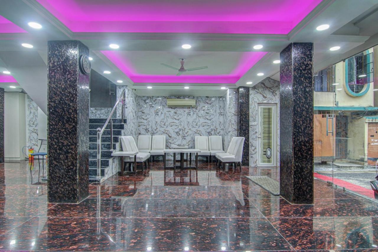 Super Oyo Hotel Regency Near Acropolis Mall Calcuta Exterior foto