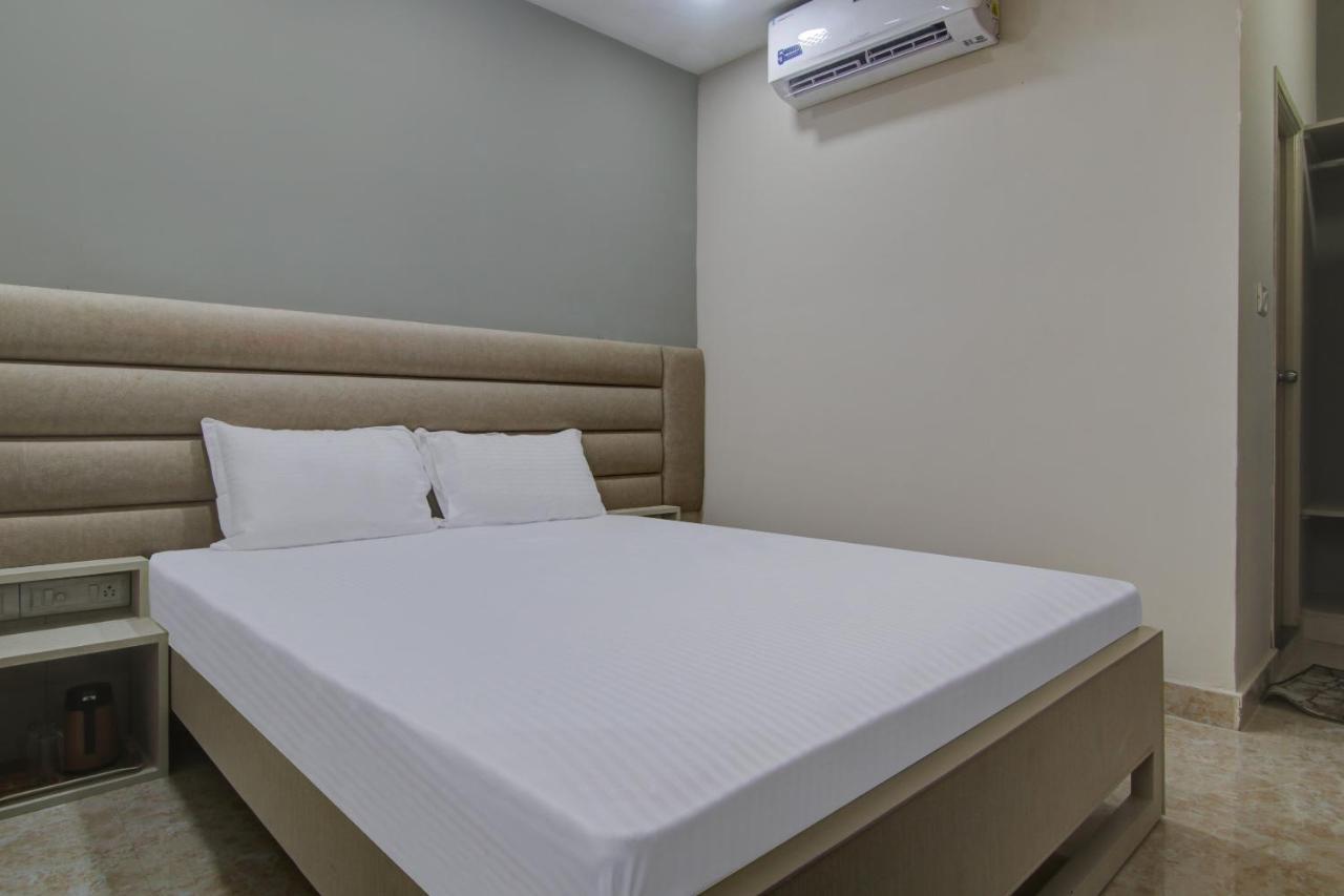 Super Oyo Hotel Regency Near Acropolis Mall Calcuta Exterior foto
